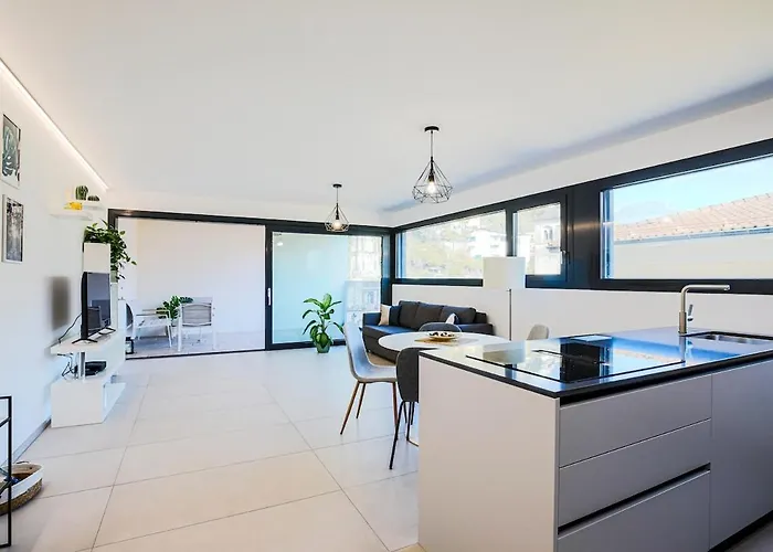 Casa Smeraldo & Incanto Apartment *